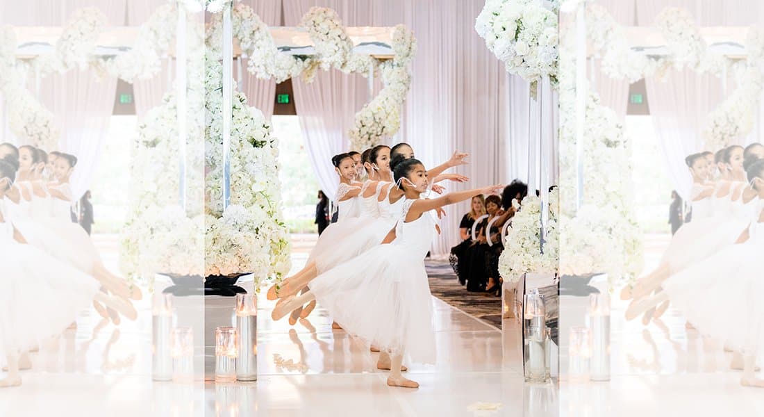 Young ballet dancers entertain wedding guests during the wedding ceremony
