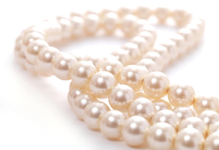 A Pearl Primer for Brides SIGNATURE BRIDE